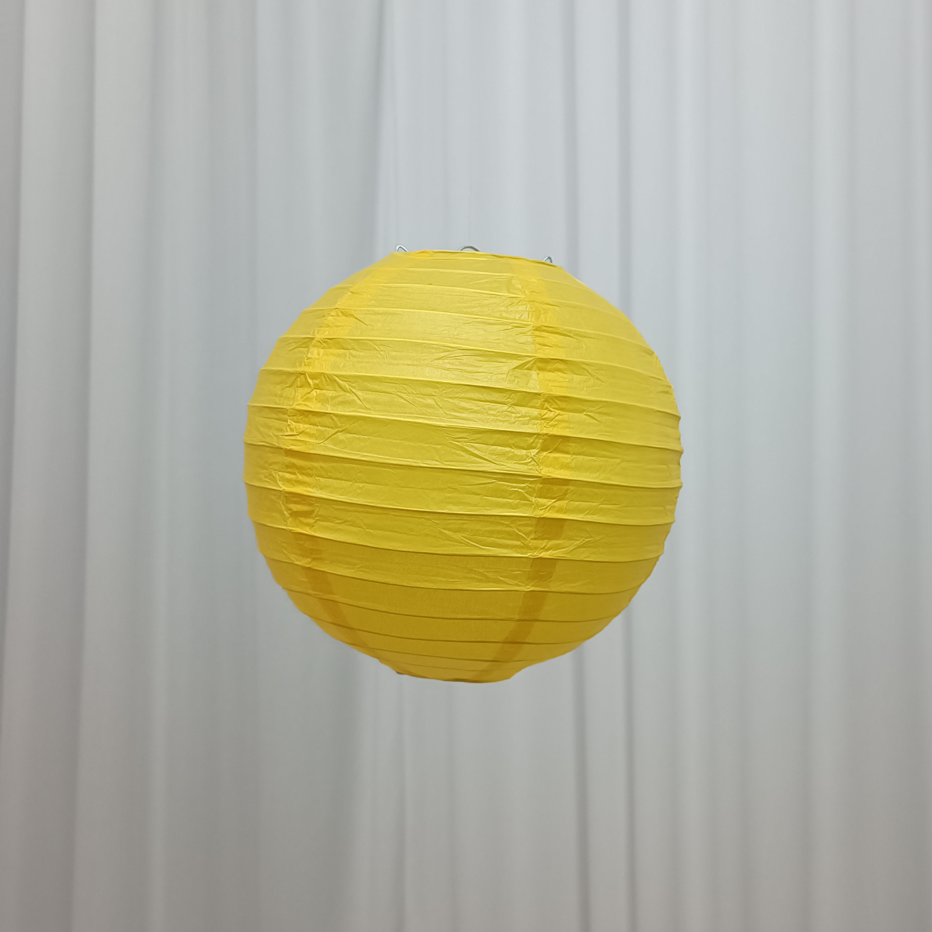 노란색