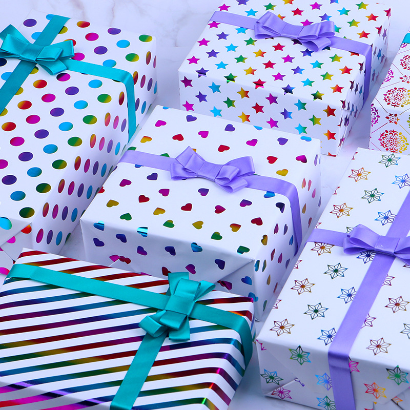 Papel de Regalo de 520 Colores con Estampado en Caliente, Papel de Envolver para Regalos Navideños, Fabricante al por Mayor, Caja de Regalo para Cumpleaños y Día de San Valentín