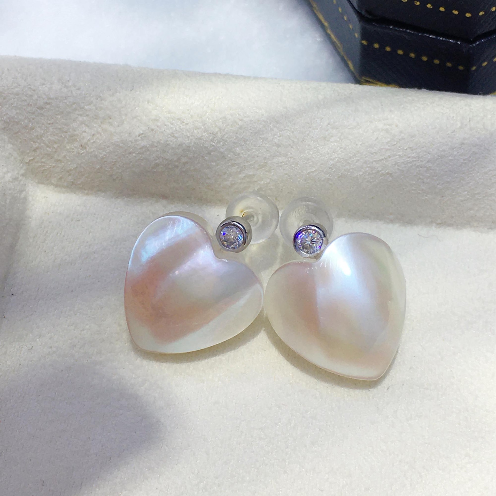 ����С�����������ư��ĺ�ˮ�������鴿�������������׹��װ