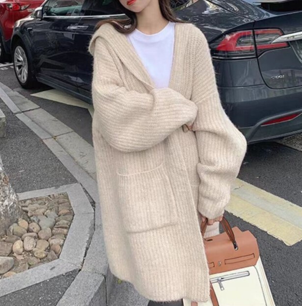 2026 Korean Style Mid-Length Lazy Style Hooded Sweater Coat for Women, Autumn and Winter Large Pocket Loose Knit Cardigan 2026 Korean Style Mid-Length Lazy Style Hooded Sweater Coat for Women, Autumn and Winter Large Pocket Loose Knit Cardigan