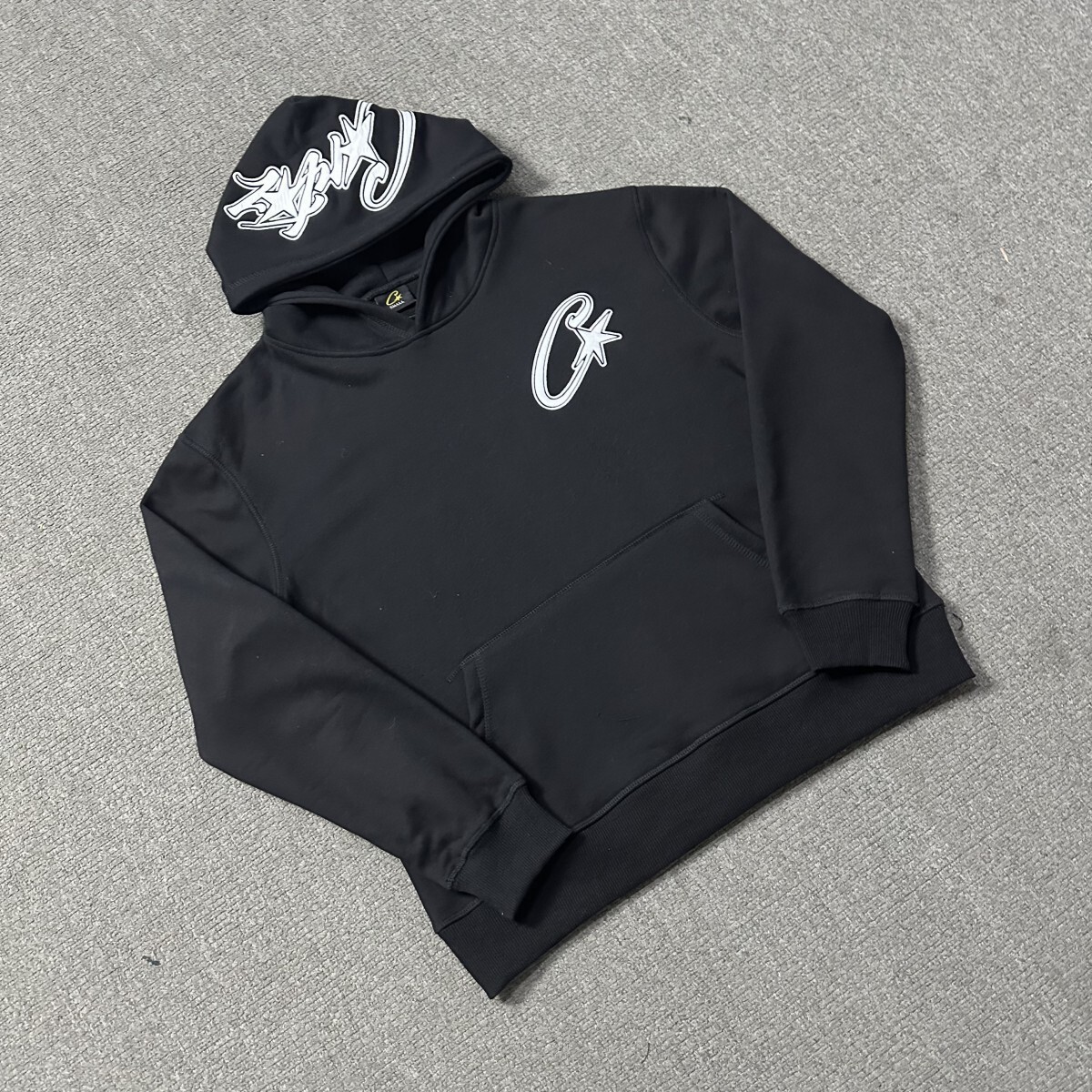 Marca de moda Alcatraz tira reflectante letra impresa camiseta de mangas cortas para hombres y mujeres callejera pantalones cortos casuales set Old Money Style