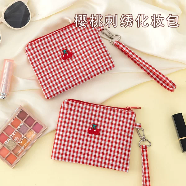 Embroidered Cherry Canvas Cosmetic Bag Portable Portable Red Plaid Large Capacity Cosmetic Lipstick Storage Bag for Women