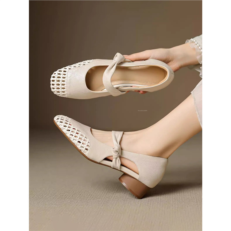 Beautiful and Comfortable Hollow Toe-Cap Shoes for Women 2025 Summer New Style with Skirt Thick Heel French Mary Jane Shoes