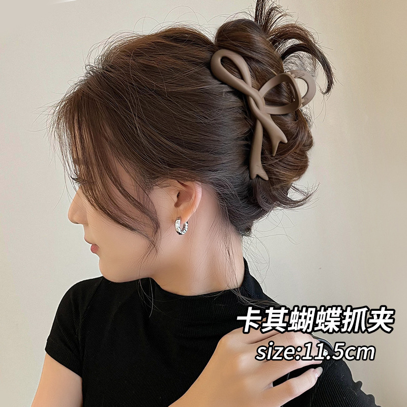 Clip de dibujos animados lindos y interesantes para mujeres 2025 nuevo estilo de alto nivel de tiburón clip de cabello clip de cabello de cabeza