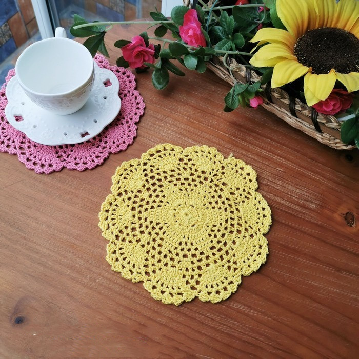 밝은 노란색 약 20cm 라운드