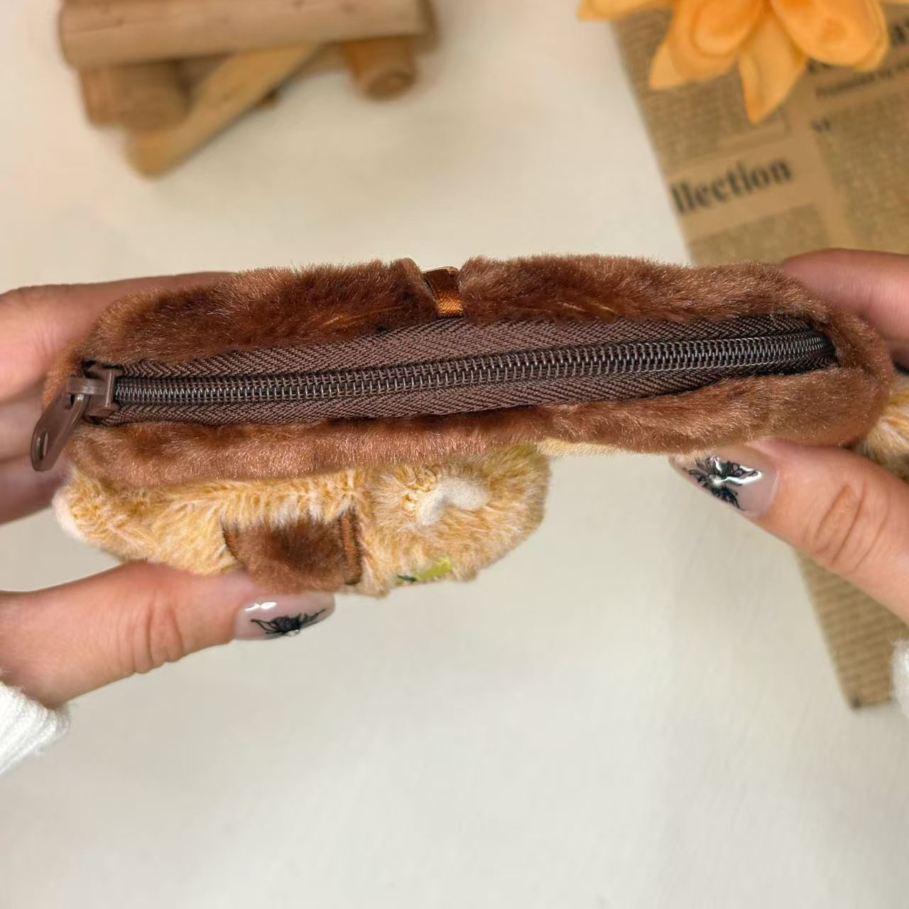 Gato japonés autobús Geely llaveros juguetes de peluche muñecas niños monedas bolsas de cambio muñecas