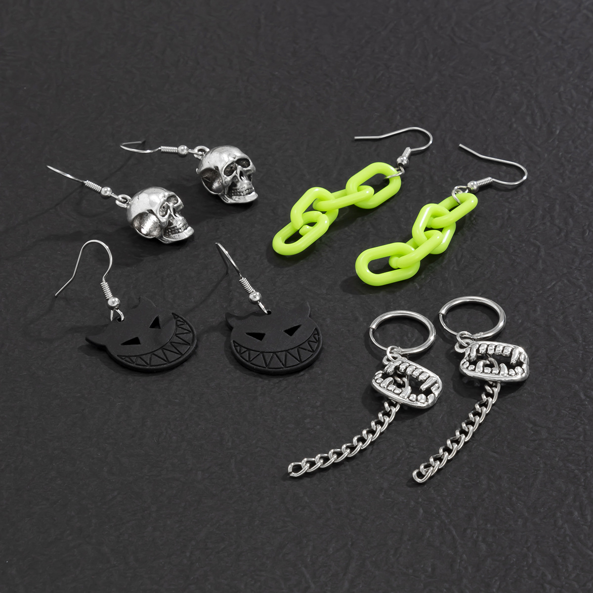 Punk Skull Geometric Hollow Halloween Earrings Wholesale Nihaojewelry display picture 7