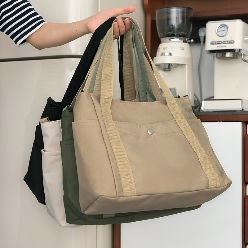 Capacious cartoon shopping bag
