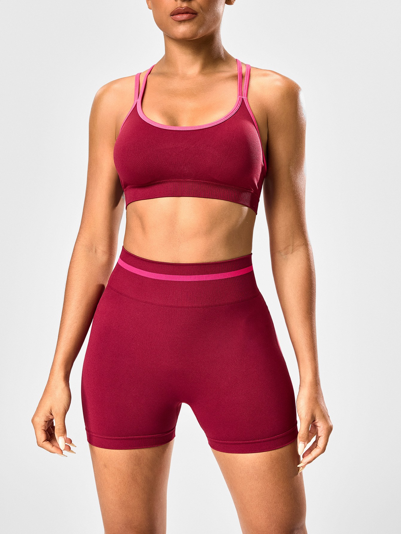 Europeos y estadounidenses color contraste trajes deportivos de yoga para mujeres cables de bra hueco de espalda para correr y acondicionamiento físico pantalones cortos