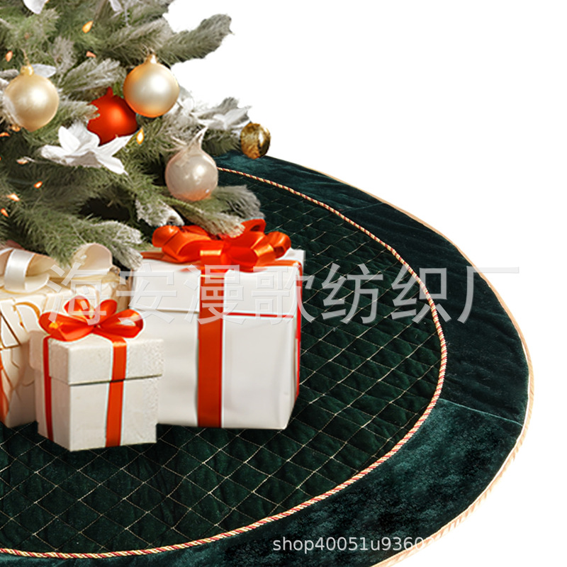 Cross Border Green and wine red Christmas Velvet Quilted Tree Dress Tree Bottom Dress Up Swing Apron Dress Up Source Factory