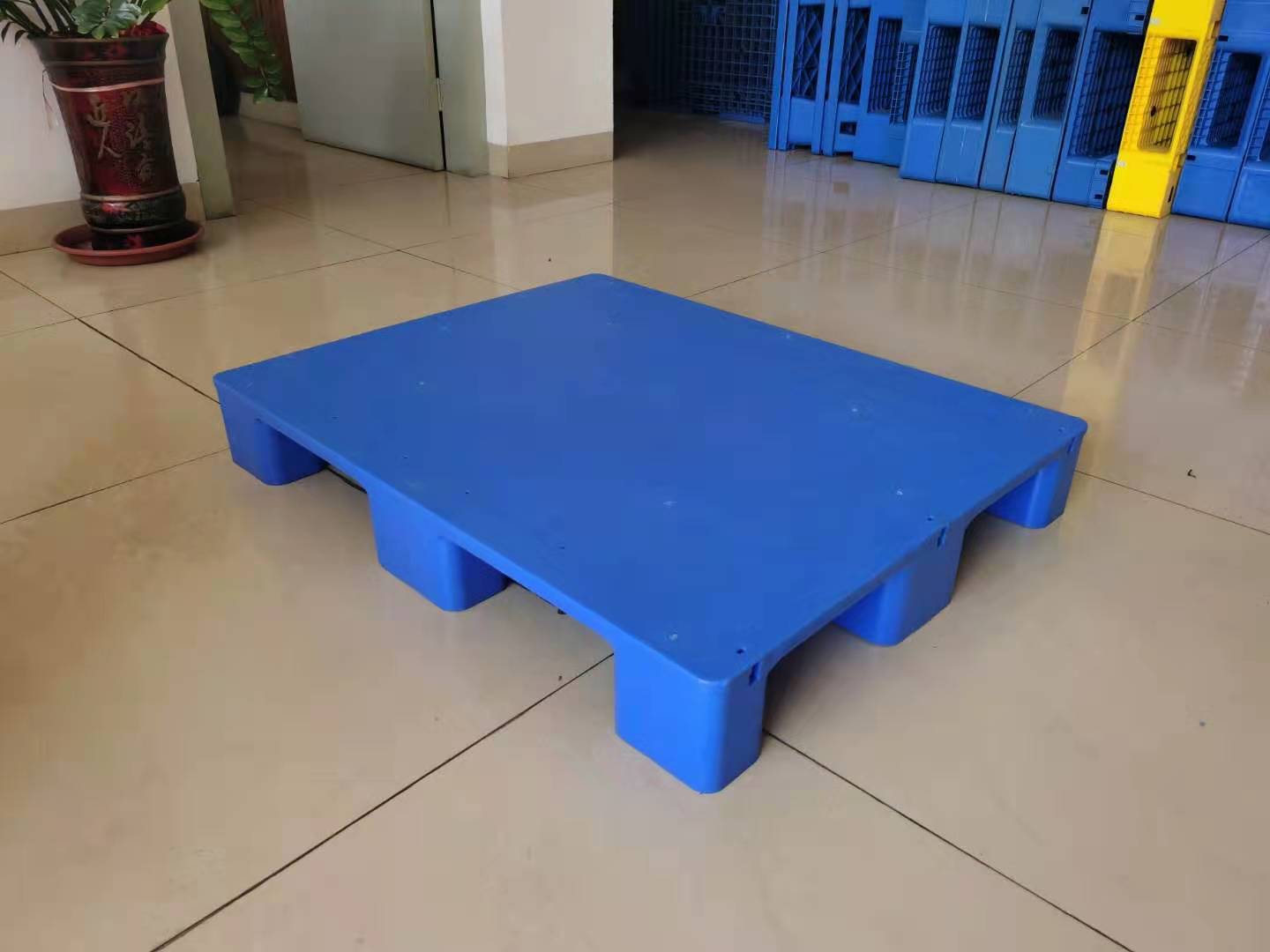 供应塑料托盘1000*800*140mm平板九脚可堆高塑料托盘仓库用垫板