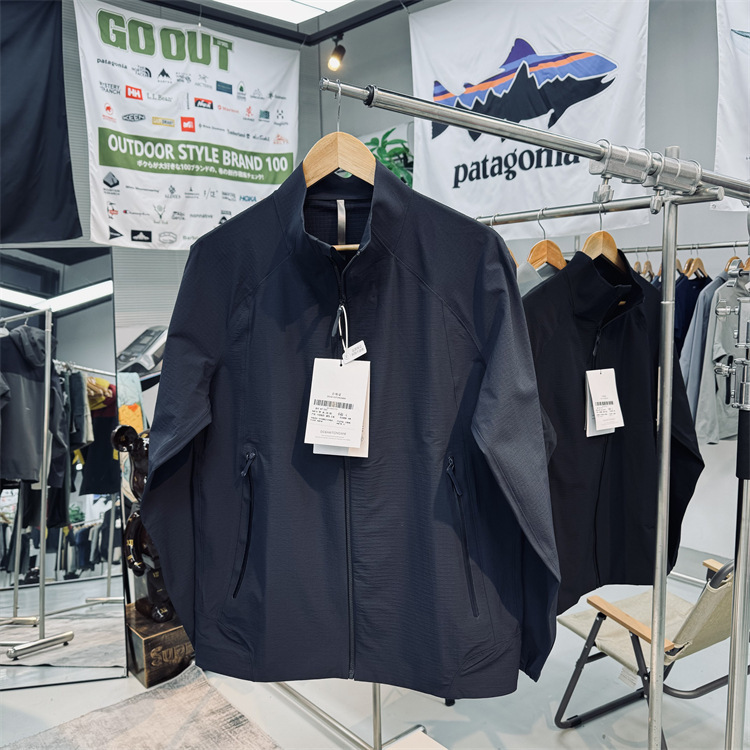 Business Money! Glue-Cut Windproof and Water-Repellent Men's Outdoor Soft Shell Jacket Work Clothing Casual Stand-Up Collar Jacket