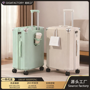 ����ܴa��20��������24�翹ˤŮ���U��W���еǙC������28��Ƥ��