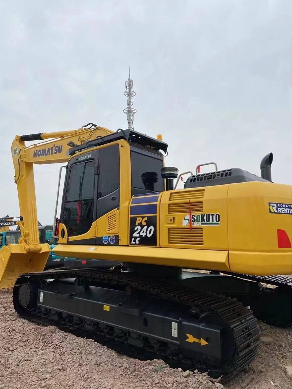 Exportación de comercio exterior de segunda mano Komatsu 240 200 220 excavadora con cabeza de cañón original