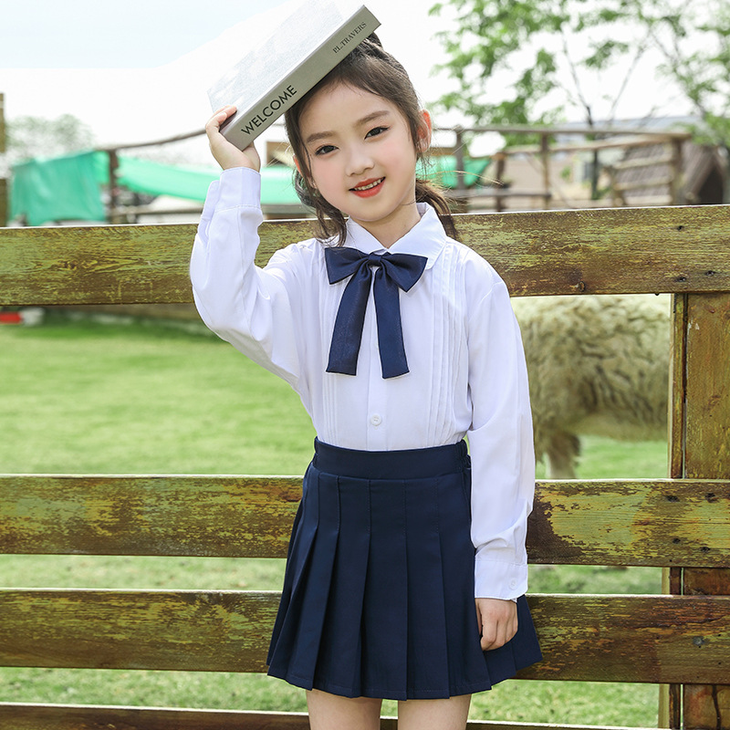 Traje para niñas Primavera y otoño 2023 nueva falda de estilo preppy casual de dos piezas estilo coreano Falda plisada a juego