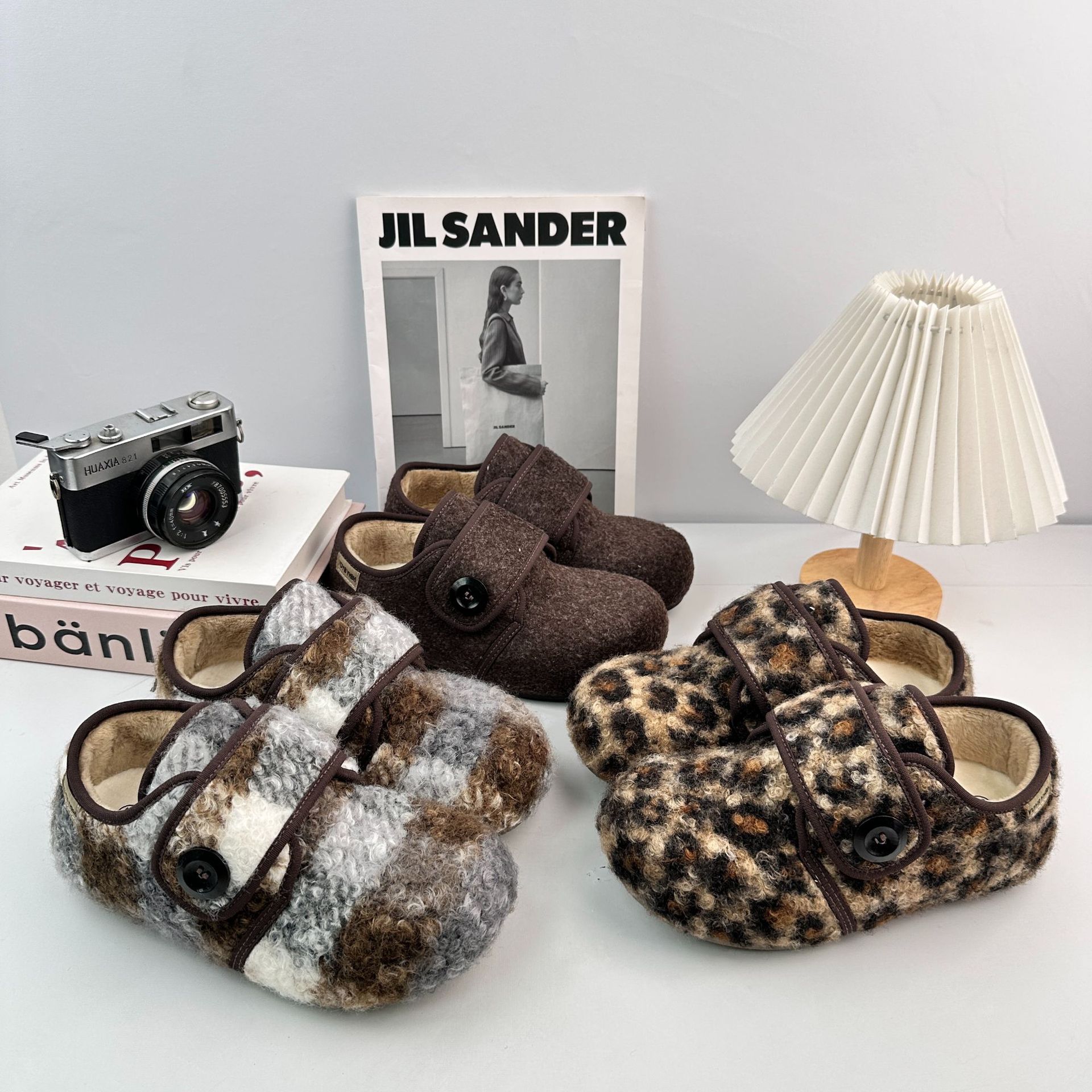 Yuanbo 2025 nuevo otoño y invierno coreano zapatos de lana para mujeres más zapatos de borken de cordero zapatos de cachemire