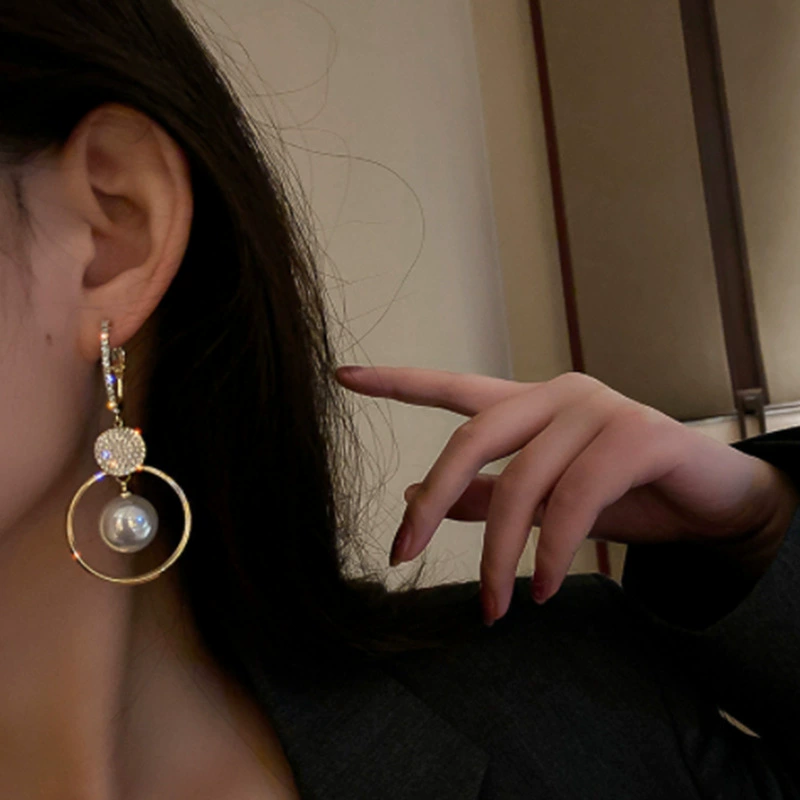 Серебряная игла, цепочка, серьги из жемчуга, 2024 год, интернет‑знаменитость