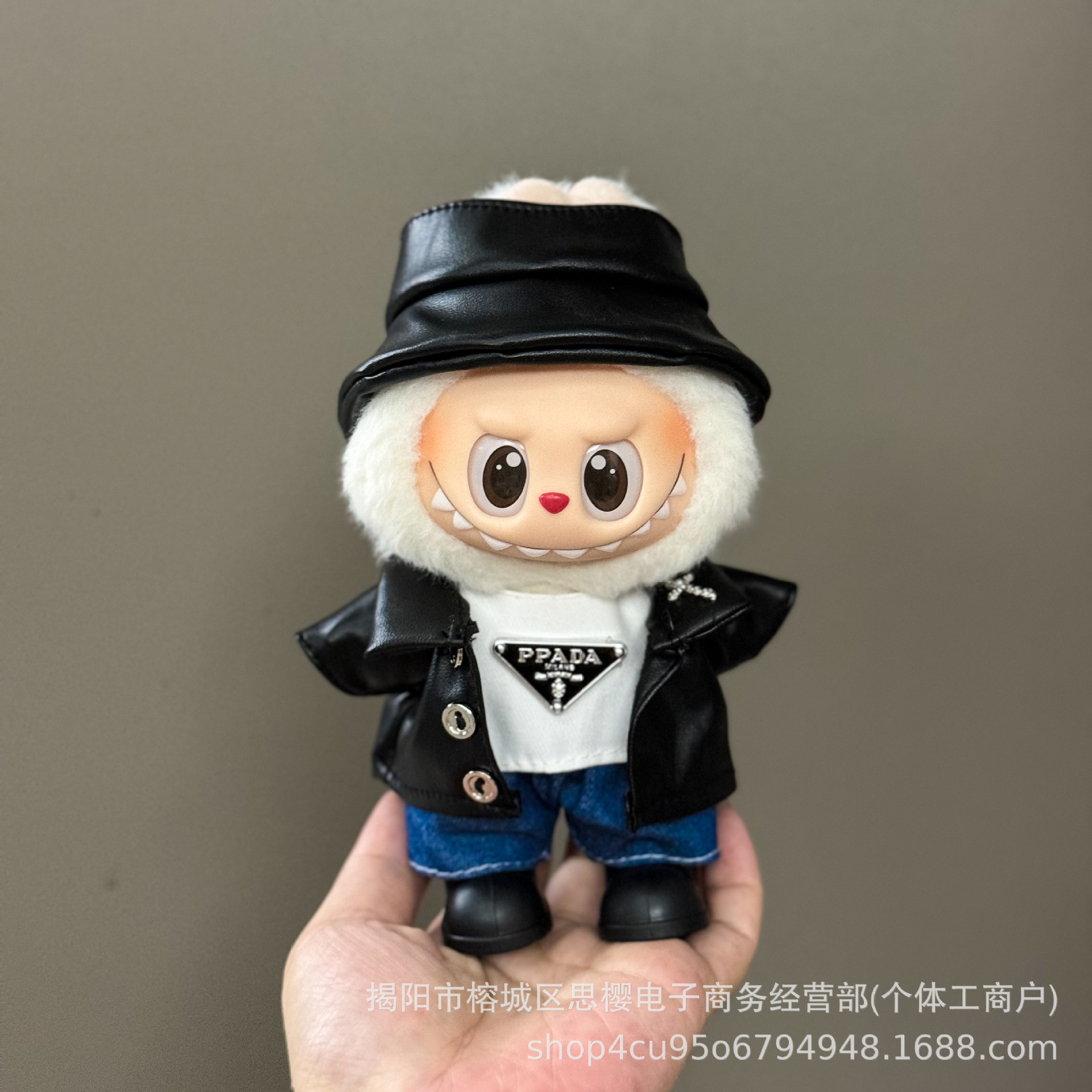 Solo la ropa es adecuada para la ropa de bebé Rabubu de 123 generaciones Labubu ropa colgante de 17cm muñeca traje de felpa falda