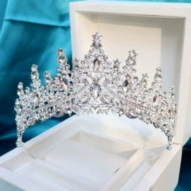 皇冠;吊坠;手链