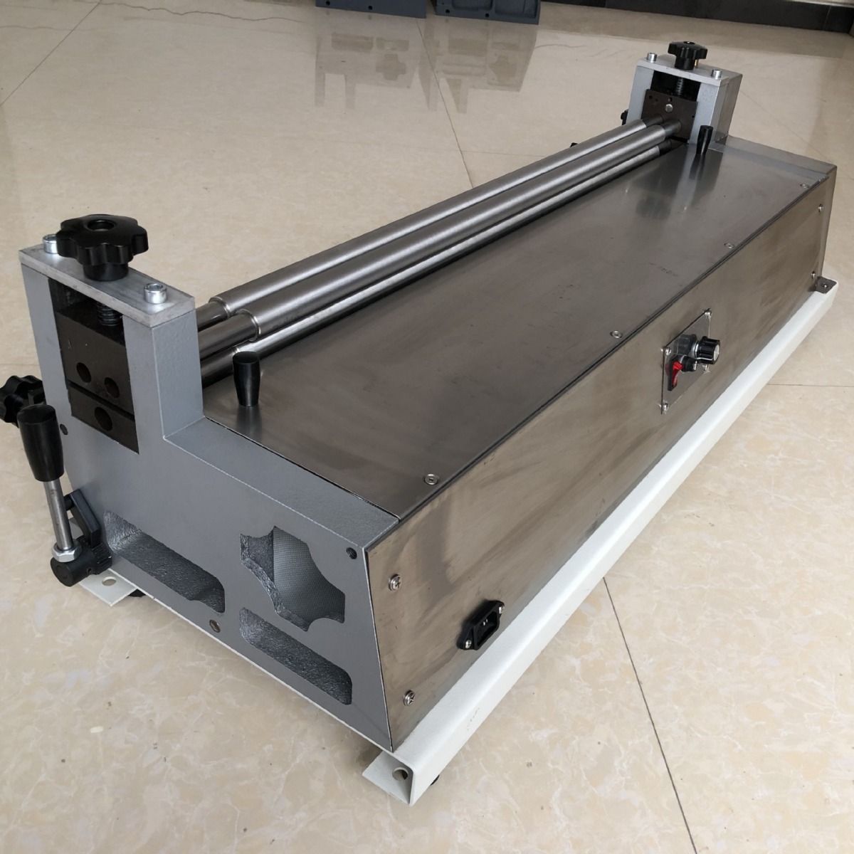 临沂相册胶水机滚轮热熔纸质