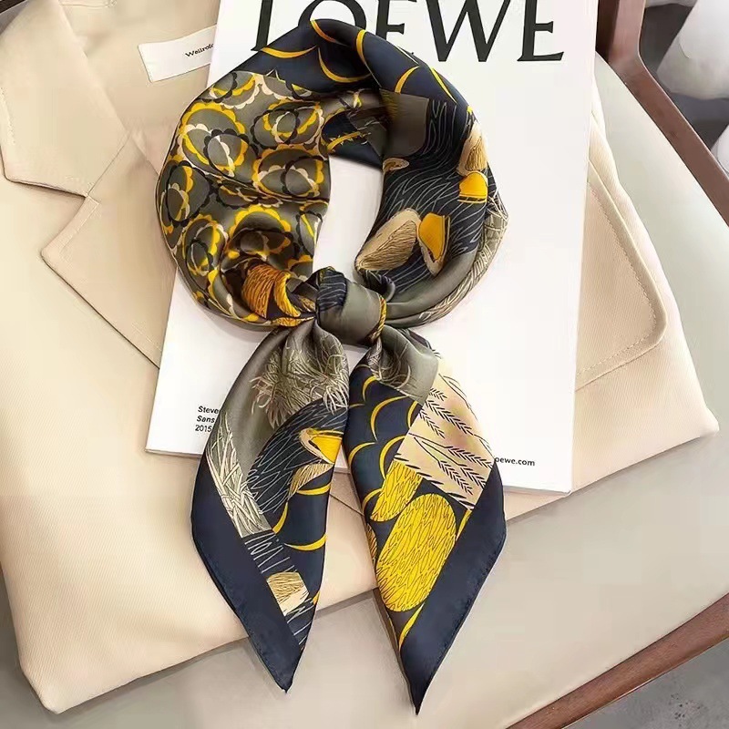 Verano nuevos productos de moda versátil delgado regalo bufandas de seda 70 bufandas cuadradas bufandas de seda bufandas decorativas bufandas bufandas para la madre al por mayor