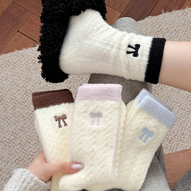 Women's Thick Socks for Autumn and Winter, Fleece-Lined and Warm Maternity Socks, 2025 New Popular Winter Sleep Socks Women's Thick Socks for Autumn and Winter, Fleece-Lined and Warm Maternity Socks, 2025 New Popular Winter Sleep Socks