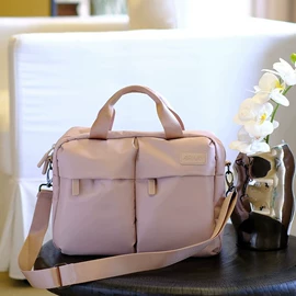 旅行箱;化妆箱;旅行包袋