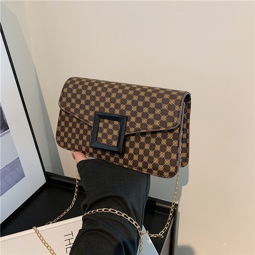 Minimalist Shoulder Bag 2024 Spring New Arrival Bag for Women Casual Simple Crossbody Bag Fashion Chain Small Square Bag