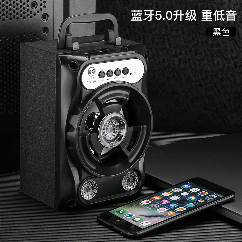 源工場の屋外のブルートゥーススピーカーの手持ち式の広場のダンスのマイクのk歌はカードの屋外のサブウーファの音響を挿すことができます。|undefined
