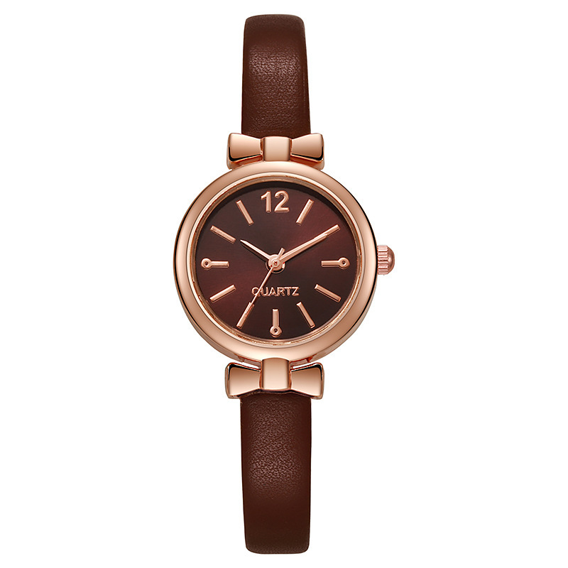 Nuevo reloj de aleación de estilo antiguo pequeño y fresco, estudiante, cinturón delgado simple, reloj de mujer, cabello negro