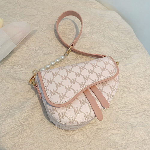 Unique Design Handbags 2024 New Women's Summer Versatile Crossbody Shoulder and Underarm Bags Fashion Saddle Bags