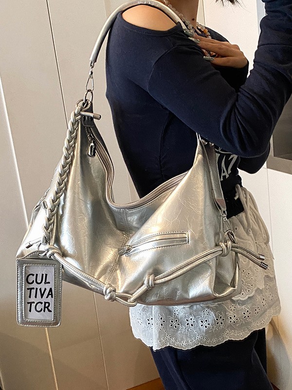 Bolsa de gran capacidad de viaje casual para mujeres ventas calientes nuevas bolsas de lujo ligeras y versátiles, bolsas de hombro y brazo de moda.