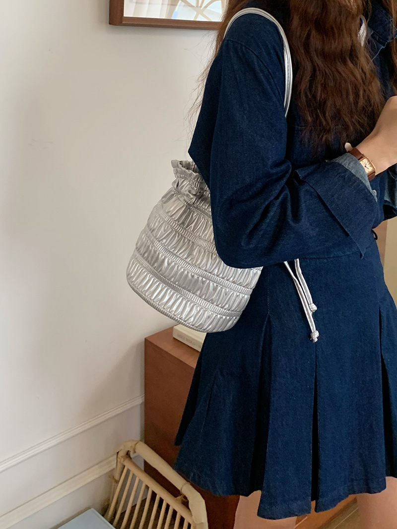 Korean INS niche design, gentle soft leather pleated drawstring bucket bag, one shoulder fashionable texture, silver_voghion.com