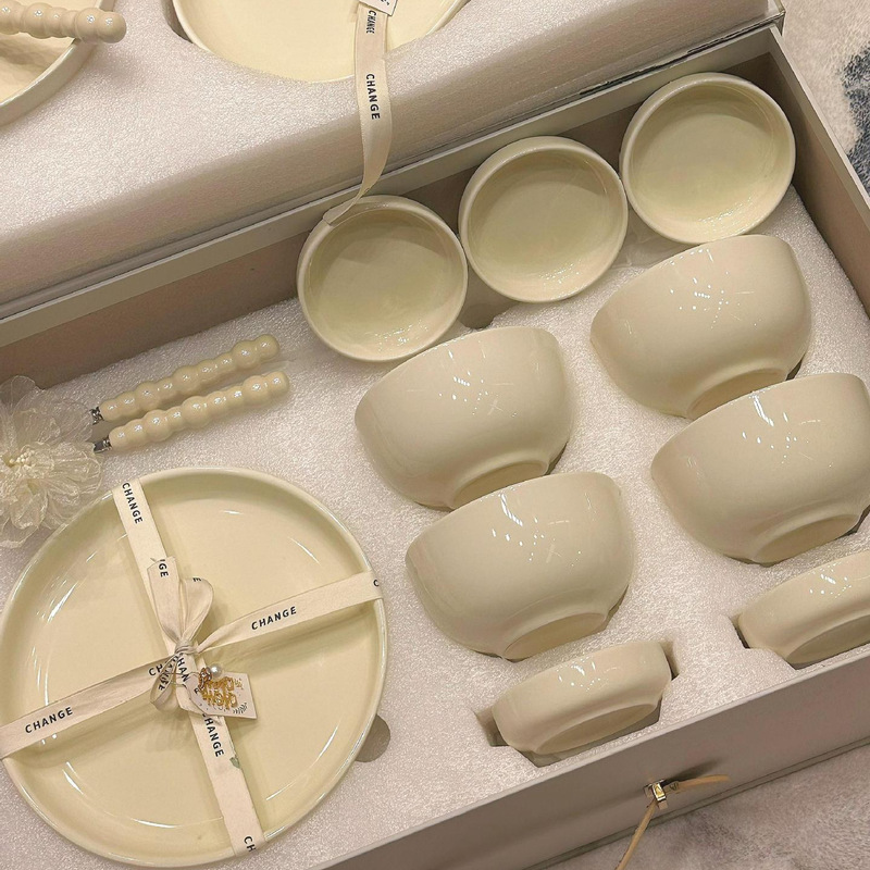 Cream-Colored Bowl and Plate Set for Home Use, New Style, Fresh and Simple Design, Ceramic Tableware, Bowl and Plate Combination, Wholesale Cream-Colored Bowl and Plate Set for Home Use, New Style, Fresh and Simple Design, Ceramic Tableware, Bowl and Plate Combination, Wholesale