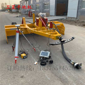 3米卫星平地机 双控卫星平地机 农场整平机土壤刮平机 找平机图片