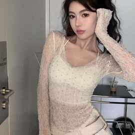 夏季新款纯欲辣妹镶钻闪闪白色蕾丝T恤女显瘦镂空u领长袖防晒上衣