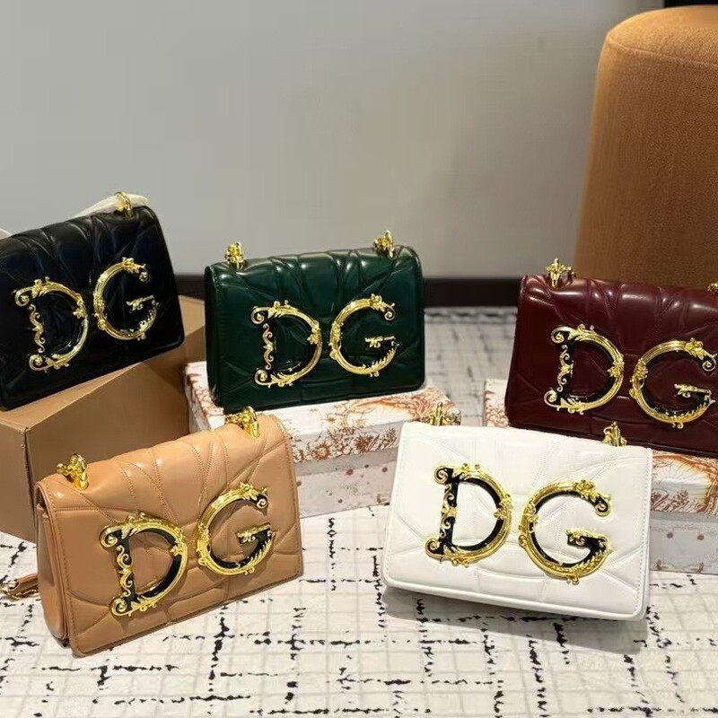 D&G Chain Small Square Bag Retro Single Shoulder Small Bag for Women Autumn Underarm Fashion Versatile Crossbody Bag for Women D&G Chain Small Square Bag Retro Single Shoulder Small Bag for Women Autumn Underarm Fashion Versatile Crossbody Bag for Women