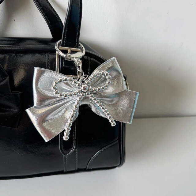 New Korean-Style Ins Silver Bow Pendant Retro Y2K Spicy Girl Niche Sweet Cool Bag Pendant Keychain New Korean-Style Ins Silver Bow Pendant Retro Y2K Spicy Girl Niche Sweet Cool Bag Pendant Keychain
