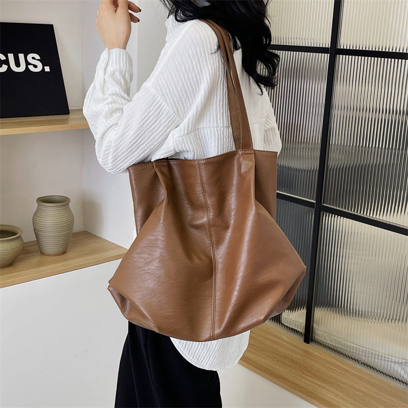 Bolsa de comercio exterior transfronteriza, bolsos de moda y ocio, bolsos de hombro, bolsos axilares ligeros y de gran capacidad, bolsos especiales para mujeres de piel blanda
