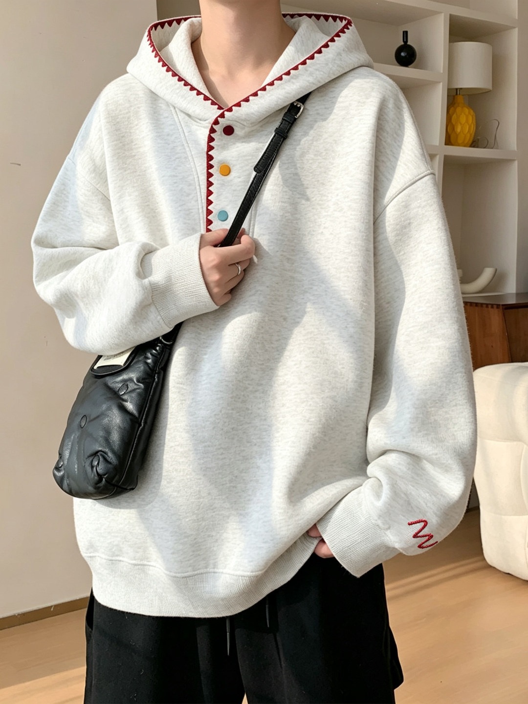 New style casual jacket with stitched seams, hooded, plus-size, oversized, and featuring embroidery, suitable for men in autumn