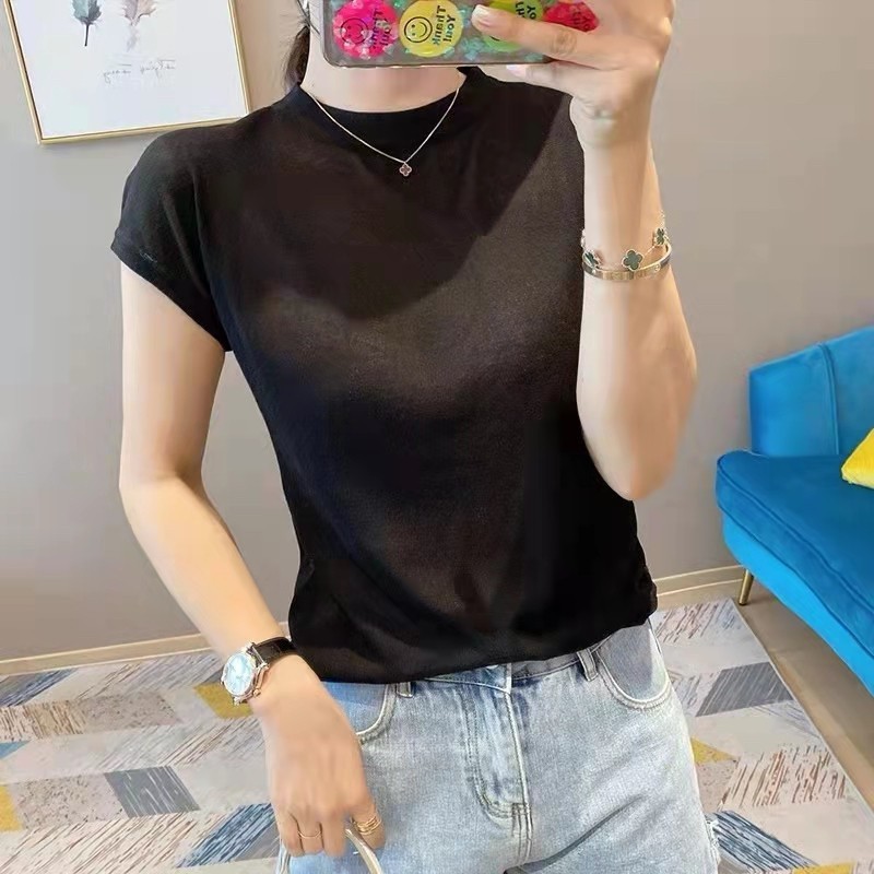 검은색