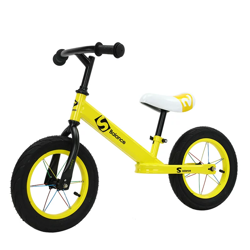 Children's balance bike pedalled for early age