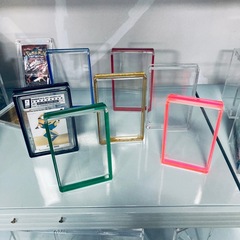 元の生産のアクリルの強い磁気カードのカードの保護の箱のカードのれんがのPSAのアニメのカードの箱