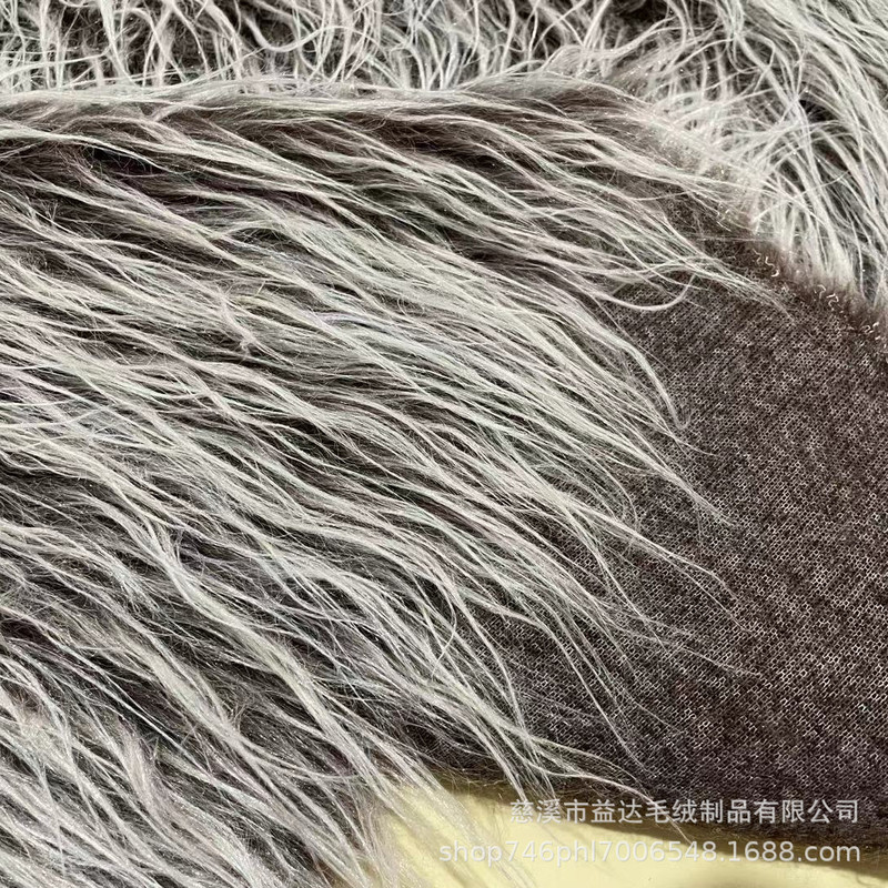 Shredded coffee radish black and white two-color falling water wool beach wool home textile Christmas crafts artificial plush fabric