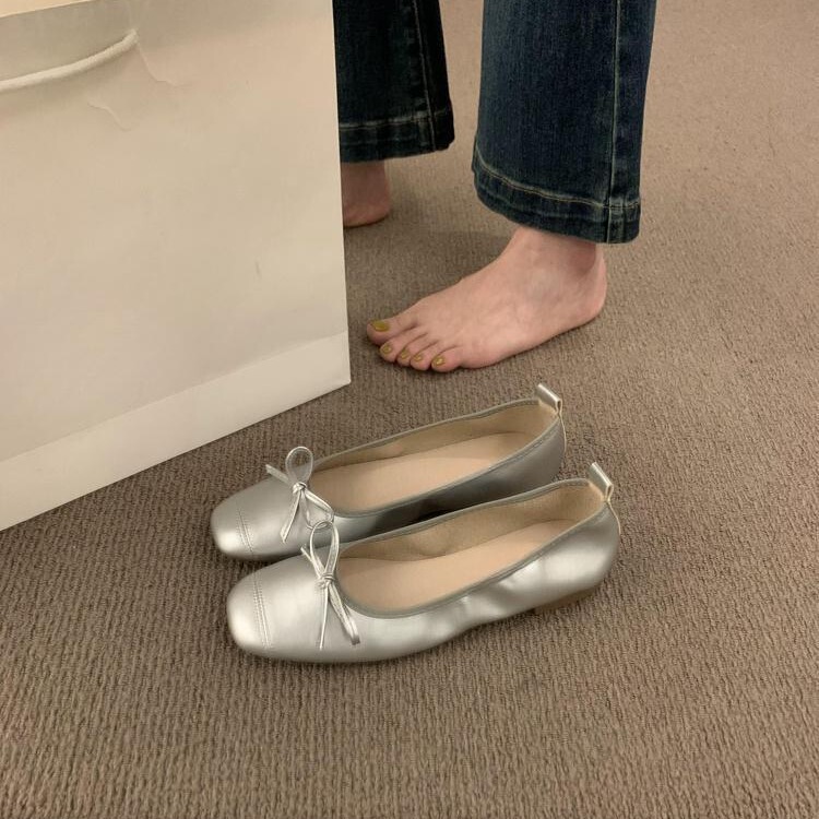 Dress Fairy Style silver Soft Leather Soft Bottom Milk Shoes Slip-on Low Mouth Ballet Shoes Gentle Evening Shoes Dress Fairy Style silver Soft Leather Soft Bottom Milk Shoes Slip-on Low Mouth Ballet Shoes Gentle Evening Shoes