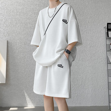 休闲运动套装男士夏季贴标短袖t恤男潮牌半袖短裤一套搭配两件套