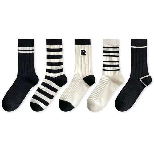 Women's crew socks wholesale, autumn and winter women's crew casual socks, stall socks, stylish women's socks