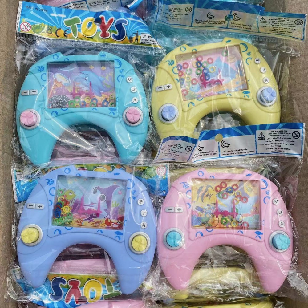 Máquina de juego de anillo de agua para niños juguetes pequeños nostálgicos de la infancia versión directa juguetes educativos de mano lote de tiendas departamentales de 2 yuanes