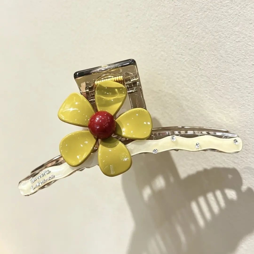 2026 nuevo clip de cabello ondulado clip de cabello de tiburón grande clip de cabello de mujer detrás de la cabeza de alta sensación clip de cabello accesorios para el cabello