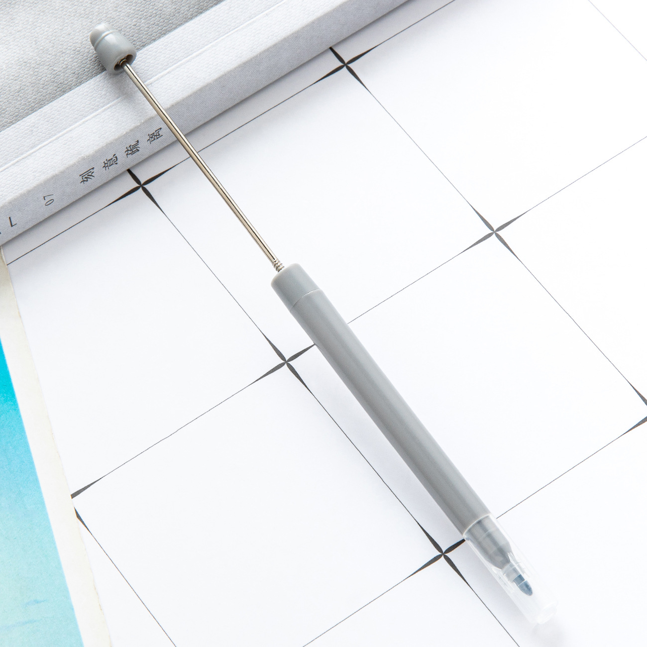 Fabricantes de acuarela de plástico al por mayor pintores de acuarela para niños graffiti pincel de dibujo manual DIY cuentas acuarela